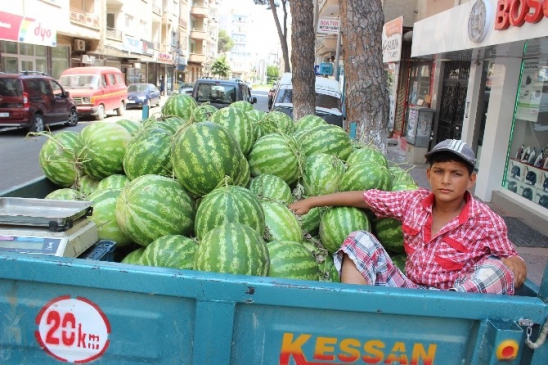 Fatih'in bisiklet hayali bir başka karpuz sezonuna kaldı