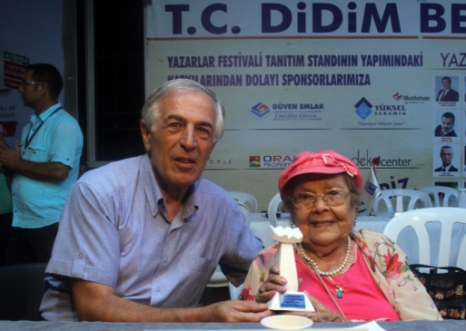 101 yaşındaki ünlü sümerolog Didim'de okurlarıyla buluştu