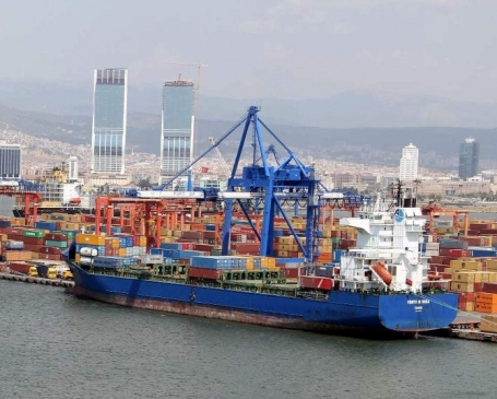 Egeli ihracatçılar 2015 yılında 201 ülkeye ihracat yaptı