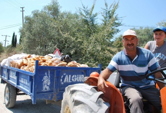 “Ekmeği İsraf Etmeden Yemesini Öğrenemedik”