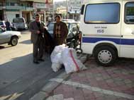 Kaçak CD'ler Toplandı