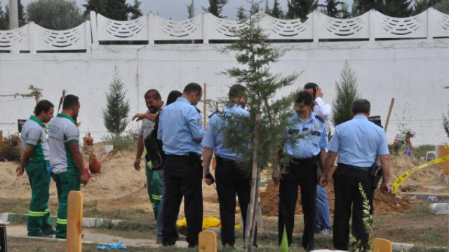 Polisi harekete geçiren mezar