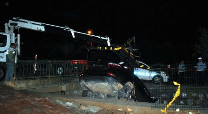 Kaza yapan sürücü kayıplara karıştı