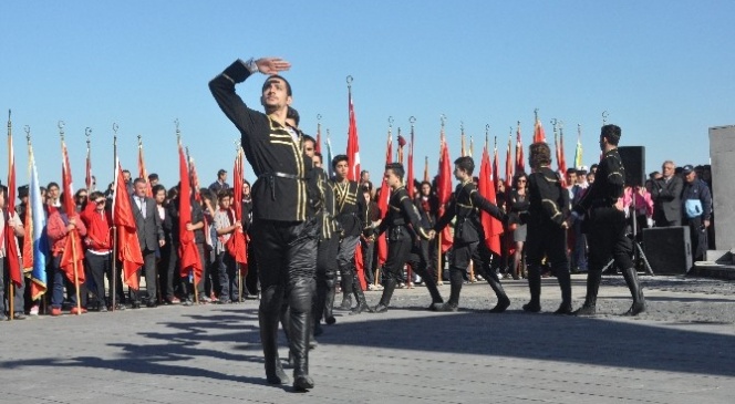 Kuşadası'nda Cumhuriyet Bayramı kutlamaları