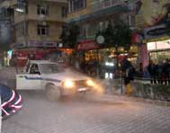 Seyir halindeki araç alev aldı