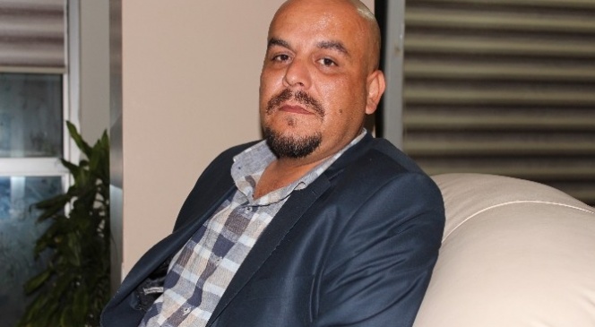 Didim'de CHP'li başkan adayının aracına saldırı