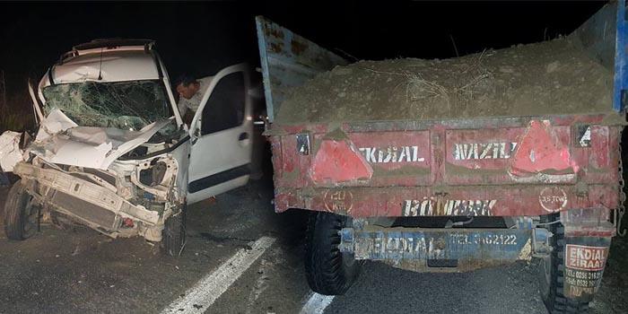Trafik kazası: 1 ölü 2 yaralı
