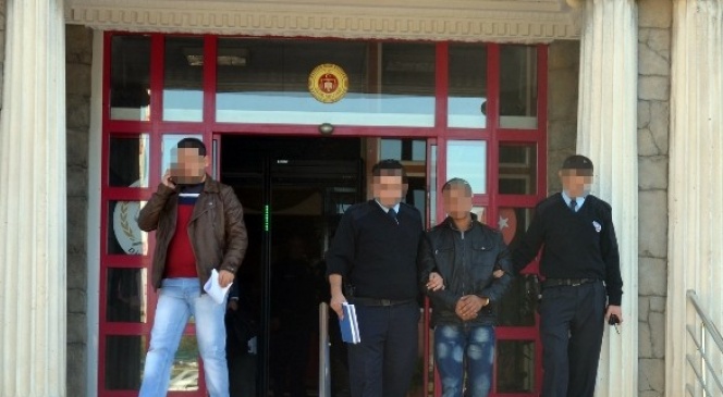 Tekne motoru hırsızlarına geçit verilmedi