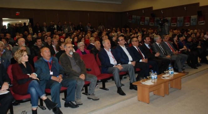 Didim CHP'de Gökmen Karataş güven tazeledi