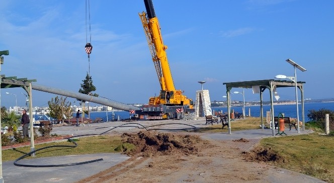 Didim'de dikilecek Türk Bayrağı Yunan Adalarından görülecek