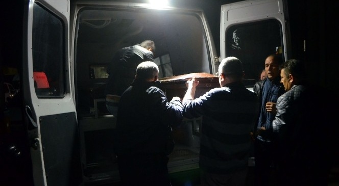 Yangında dumandan zehirlenen 2 kardeş hayatını kaybetti