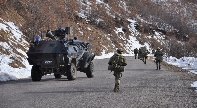 Operasyona giden güvenlik güçleri için dua zinciri oluşturuldu