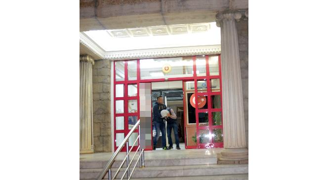 Didim polisi aranan şahıslara göz açtırmıyor