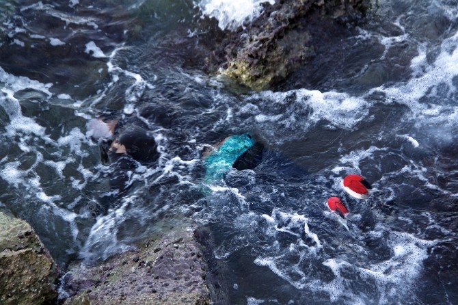 Didim’de göçmen cesedi kıyıya vurdu