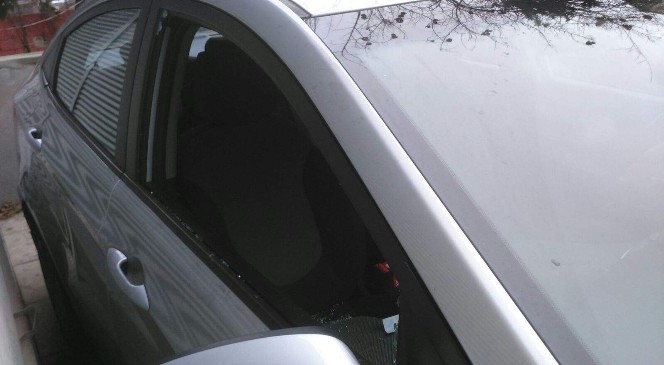 Aydın'da 8 araca zarar veren 2 saldırgan yakalandı