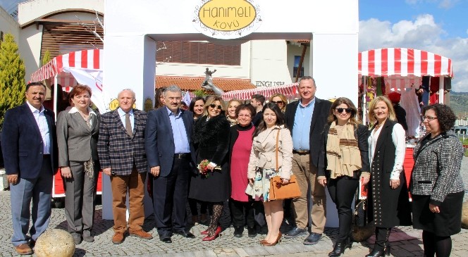 Aydın'da ‘Hanımeli Köyü' açıldı