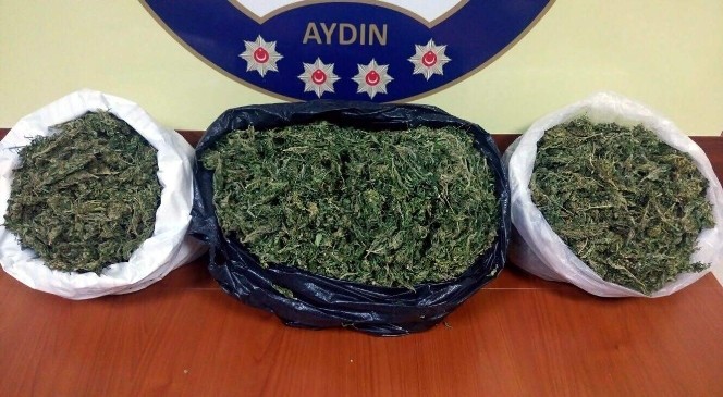 Aydın'da 1,8 kilo uyuşturucu madde ele geçirildi