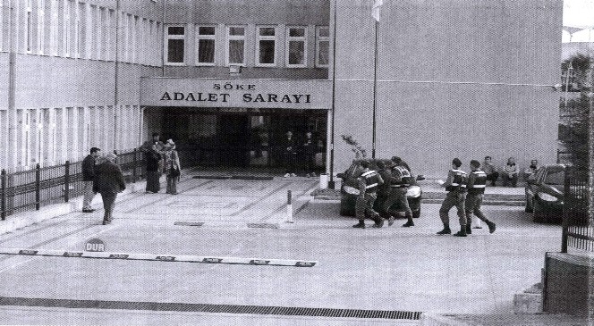 Nikahsız yaşadığı hamile eşini darp etti