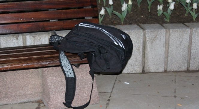 Bomba ihbarı yapılan çantadan şort çıktı