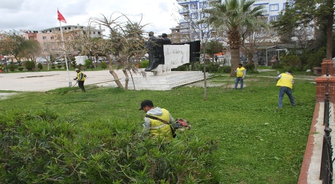 Aydın Büyükşehir Belediyesi'nden Didim'de bahar temizliği