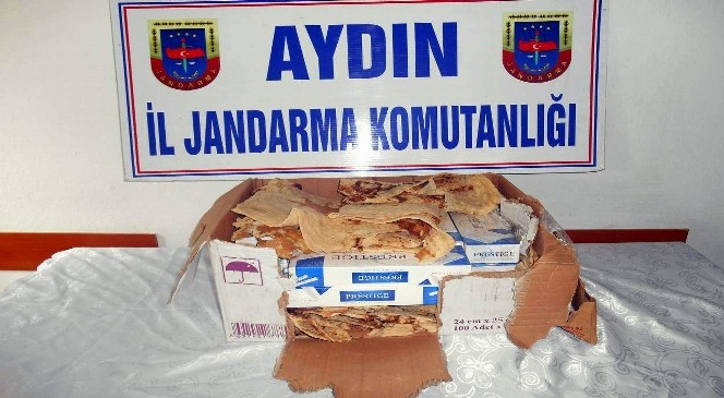 Lavaş ekmek arasında kaçak sigara sevkiyatı