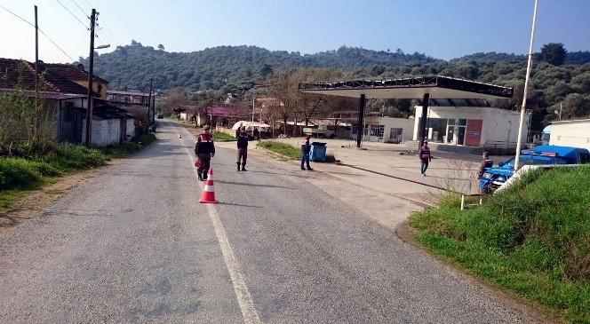 Jandarma Aydınlıların huzuru için denetimlerini sürdürüyor