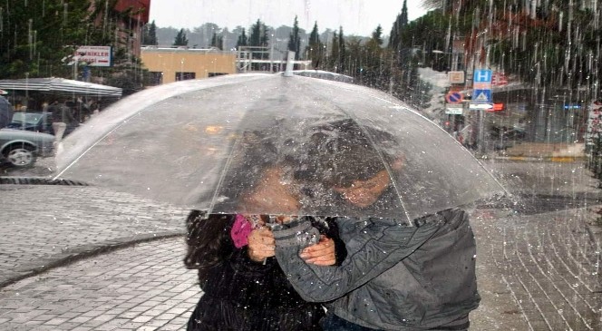 Yağışlı hava geliyor hava sıcaklıkları azalıyor