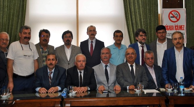 MHP Aydın Üst Kurul Delegeleri Akşener'in ziyaretini değerlendirdi