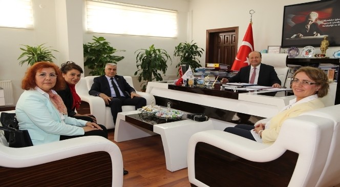 CHP Kadın Kolları Genel Başkanı Köse Efeler Belediyesi'ni ziyaret etti