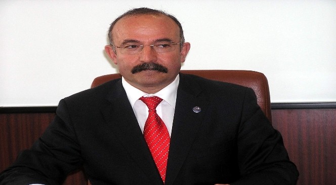 Eski Rektör Boylu: "Namaz kıldığı için sürdüğüm kim varsa açıklasın"