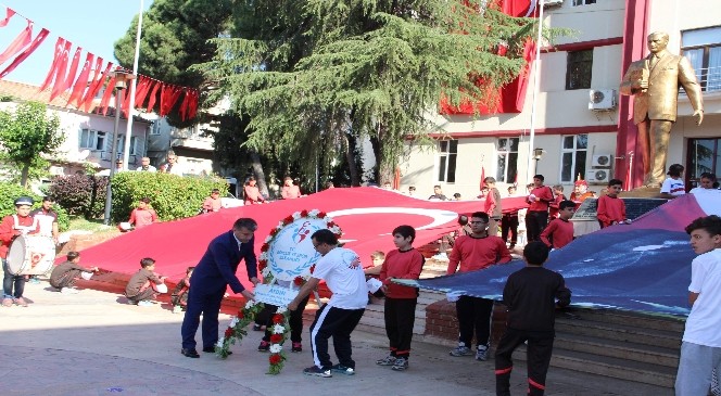 Aydın'da 19 Mayıs Gençlik ve Spor Bayramı coşkuyla kutlandı