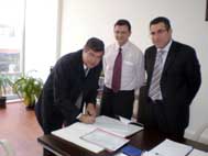 Uydukentte tapu devirleri başladı