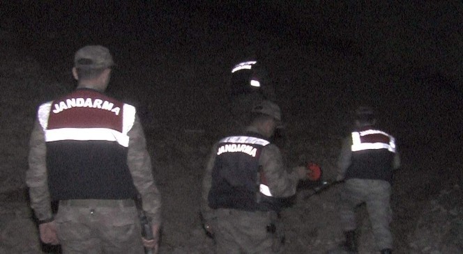 Jandarma ve polisin ortak operasyonu sonucu katil zanlısı yakalandı