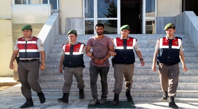 Aydın'da jandarma arama noktasında terörist yakalandı