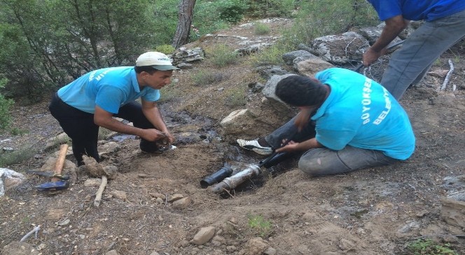 Aski Koçarlı'da yaşanan su sorununu çözdü