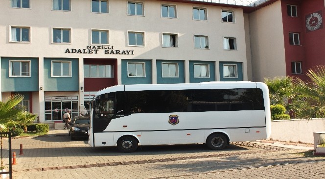 Nazilli’de 15 polis gözaltında