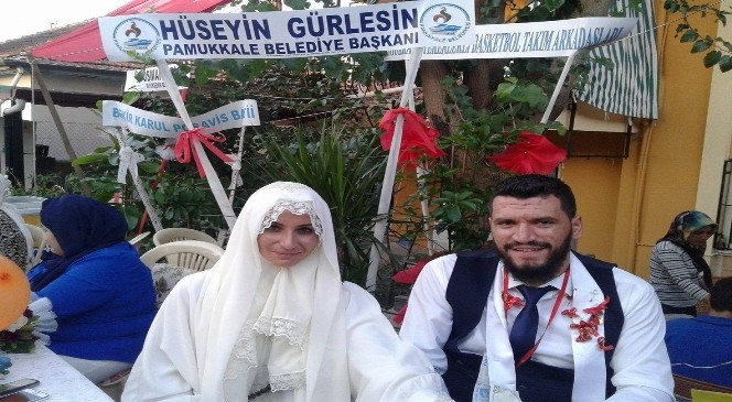 Engelleri aşıp, dünya evine girdiler