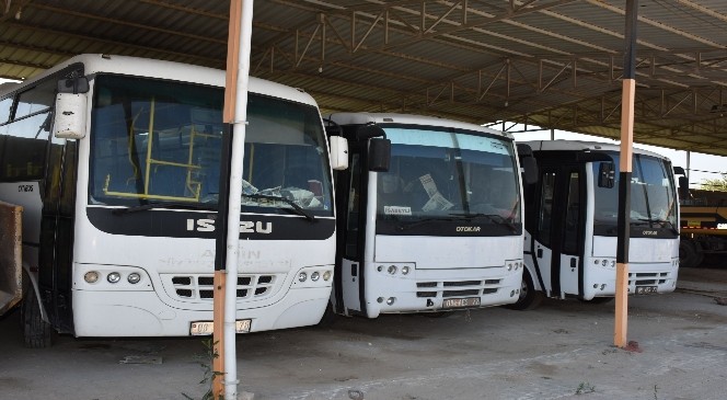 Büyükşehire verilen 3 otobüs Nazilli Belediyesi’ne devredildi