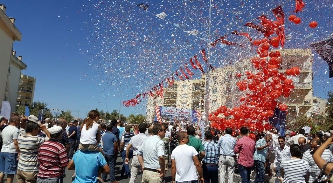 Kuşadası Atatürk-1, Atatürk-2 köprülü kavşakları hizmete açıldı