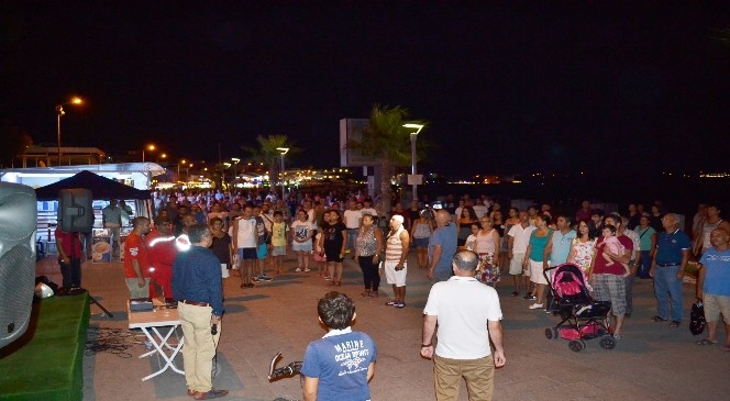 Marmara depreminde hayatını kaybedenler Didim’de anıldı