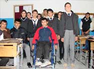 Cansuyu Derneği Çineli öğrencileri sevindirdi