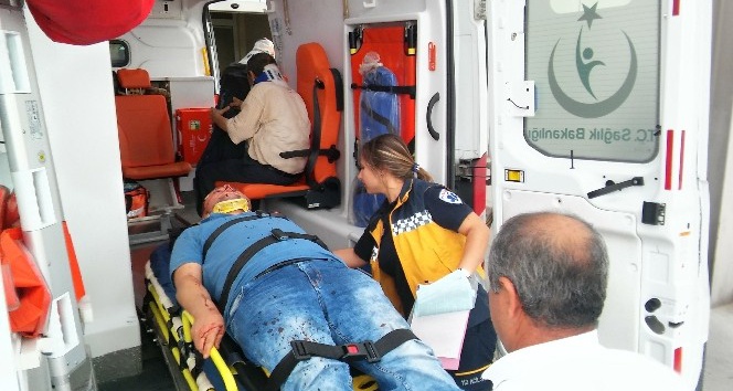 Aydın’da servis bekleyen işçilere otomobil çarptı: 1 ölü, 3 yaralı