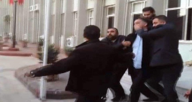 CHP’li Bülent Tezcan’ı vuran saldırgan tutuklandı