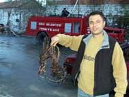 Günübirlik ihtiyaçlarını sağlayabilmek için devleti ve esnafı zarara uğr