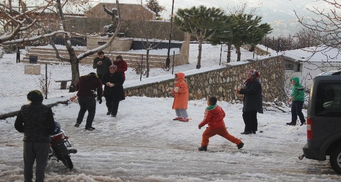 Aydın’da Kar Sevinci