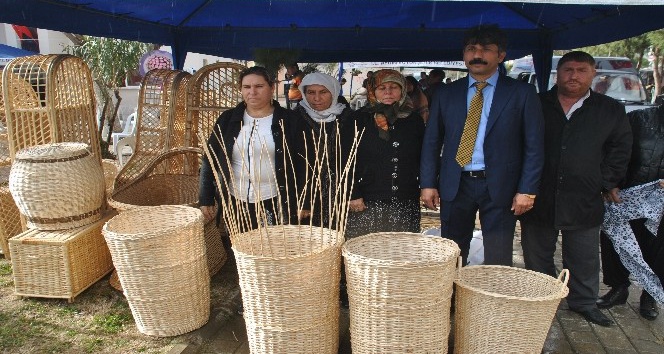 Roman kadınlar sepet örmeciliğini yaşatacak