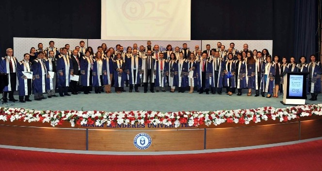 ADÜ’de 325 akademisyen yeni kadrolarına kavuştu