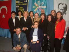Bayanlara anlamlı plâket