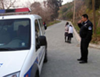 Esrarlı karne kutlaması