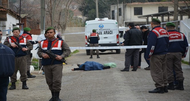 Söke'de eski arkadaşı tarafından sokak ortasında öldürüldü